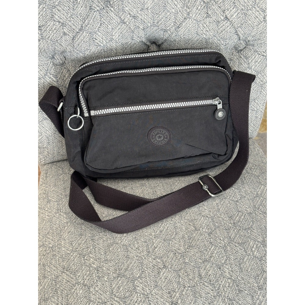 Kipling Deena Black Medium Crossbody Bag Zip Up Pockets Adjustable Strap EUC